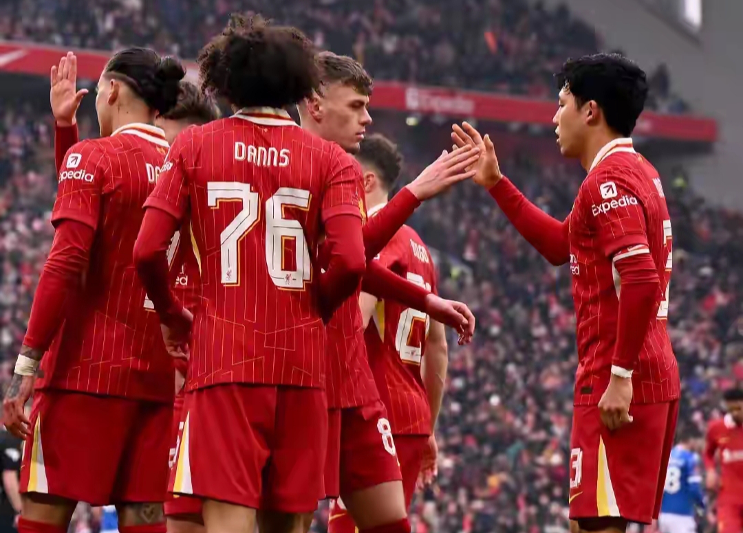 爱游戏官网-利物浦击败埃弗顿，进入足总杯八强(利物浦击败埃弗顿,进入足总杯八强了吗)