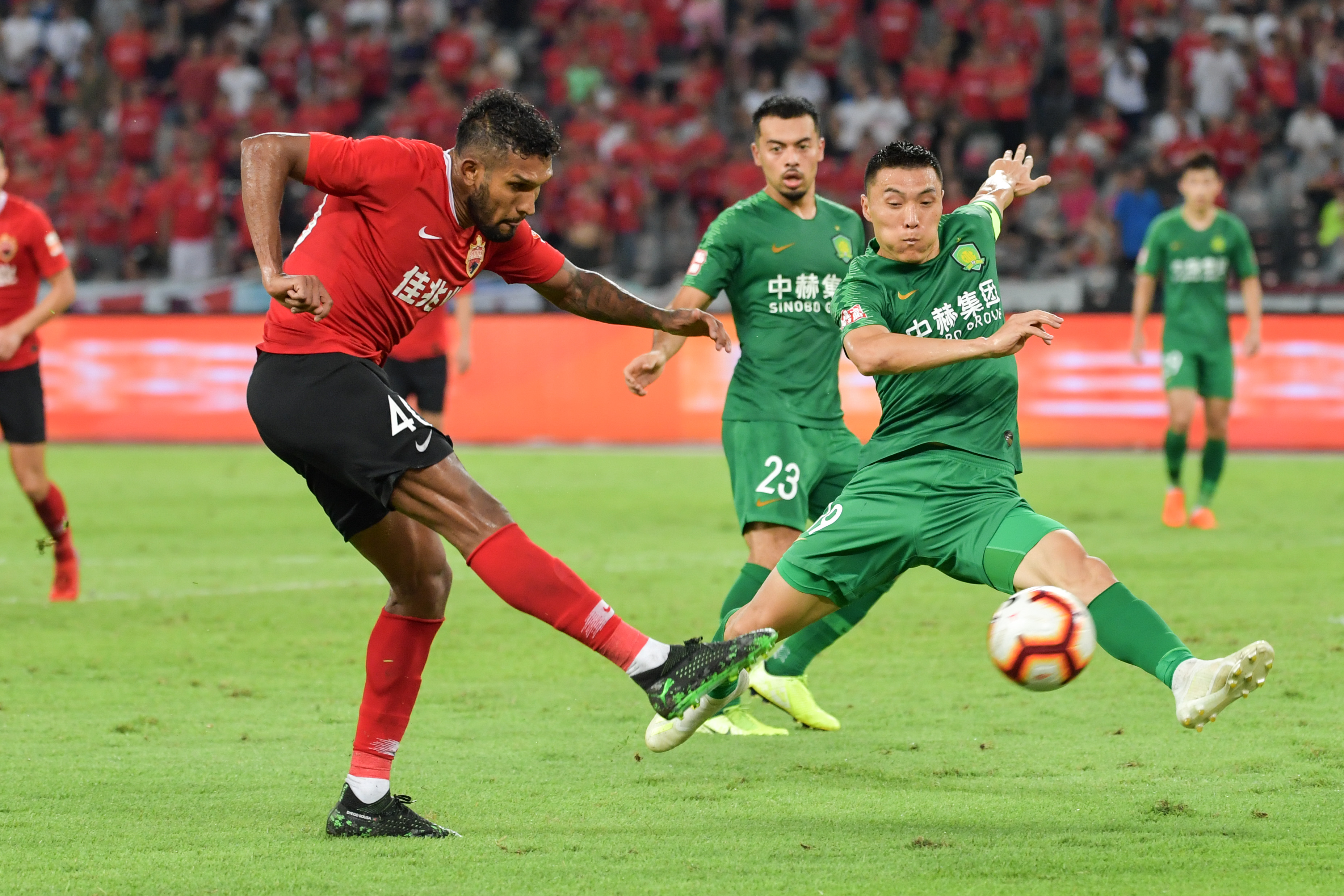 爱游戏体育地址-杭州绿城坚守主场！比逼平深圳佳兆业的简单介绍