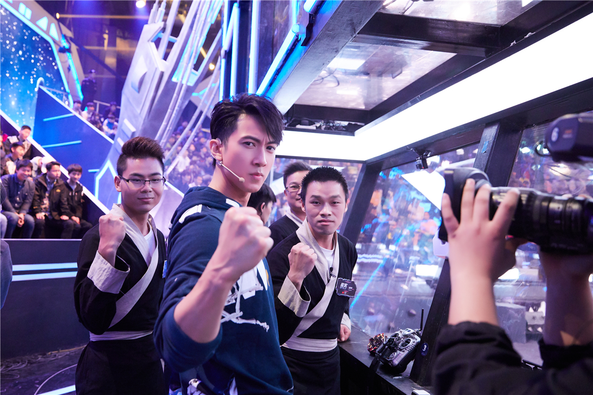 爱游戏在线登录-浙江队铁甲防线，不惧战火充满信心的简单介绍