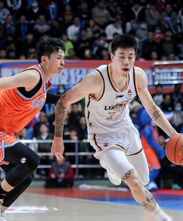 篮球明星若恰逢机,全队士气高涨的简单介绍 篮球明星若恰逢机,全队士气高涨的简单介绍