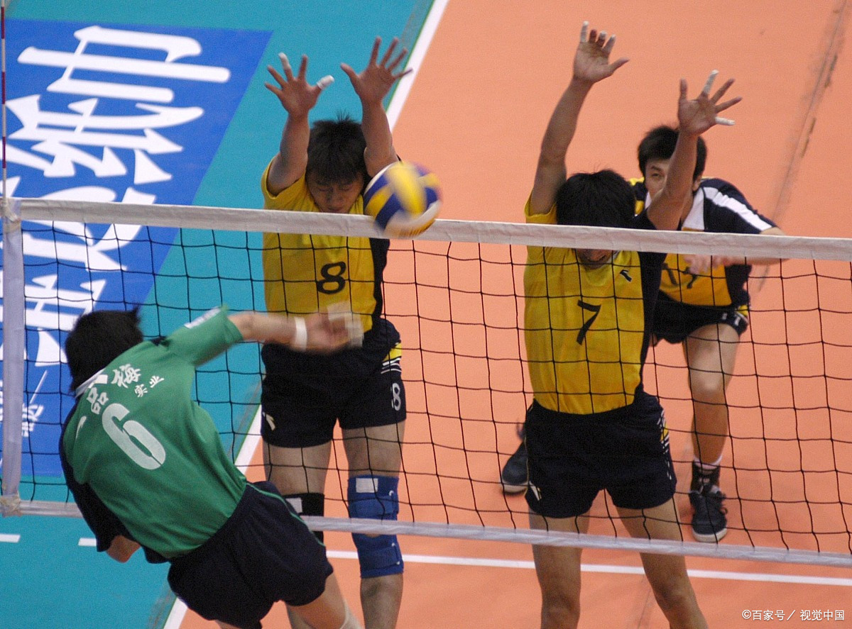 爱游戏体育链接-包含球队团队建设不懈，默契配合训练的词条