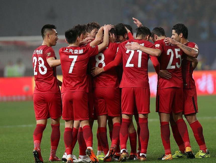 爱游戏体育地址-上港战平富力，胜者晋级中超决赛