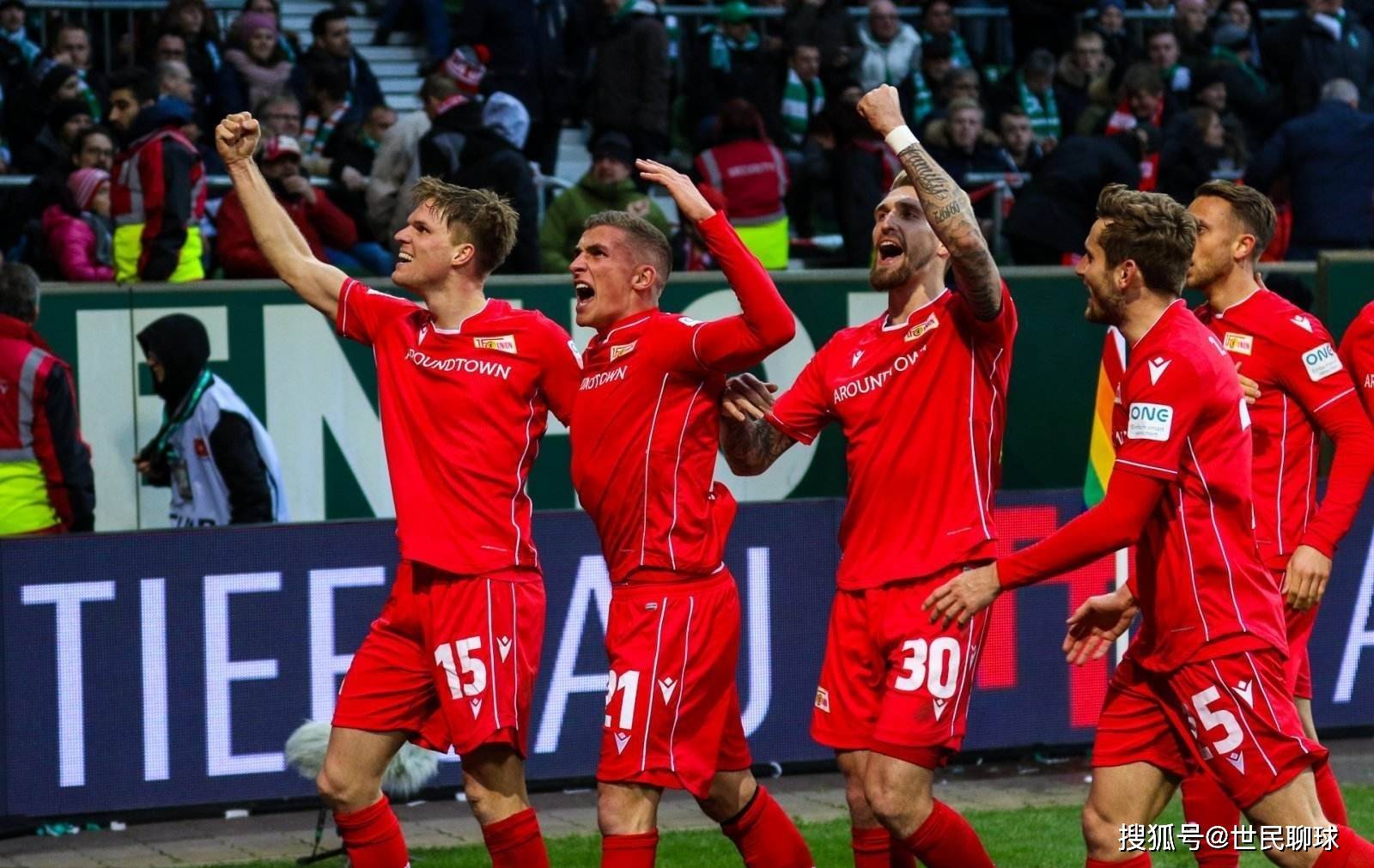 拜仁慕尼黑战胜多特蒙德，稳固领先优势的简单介绍