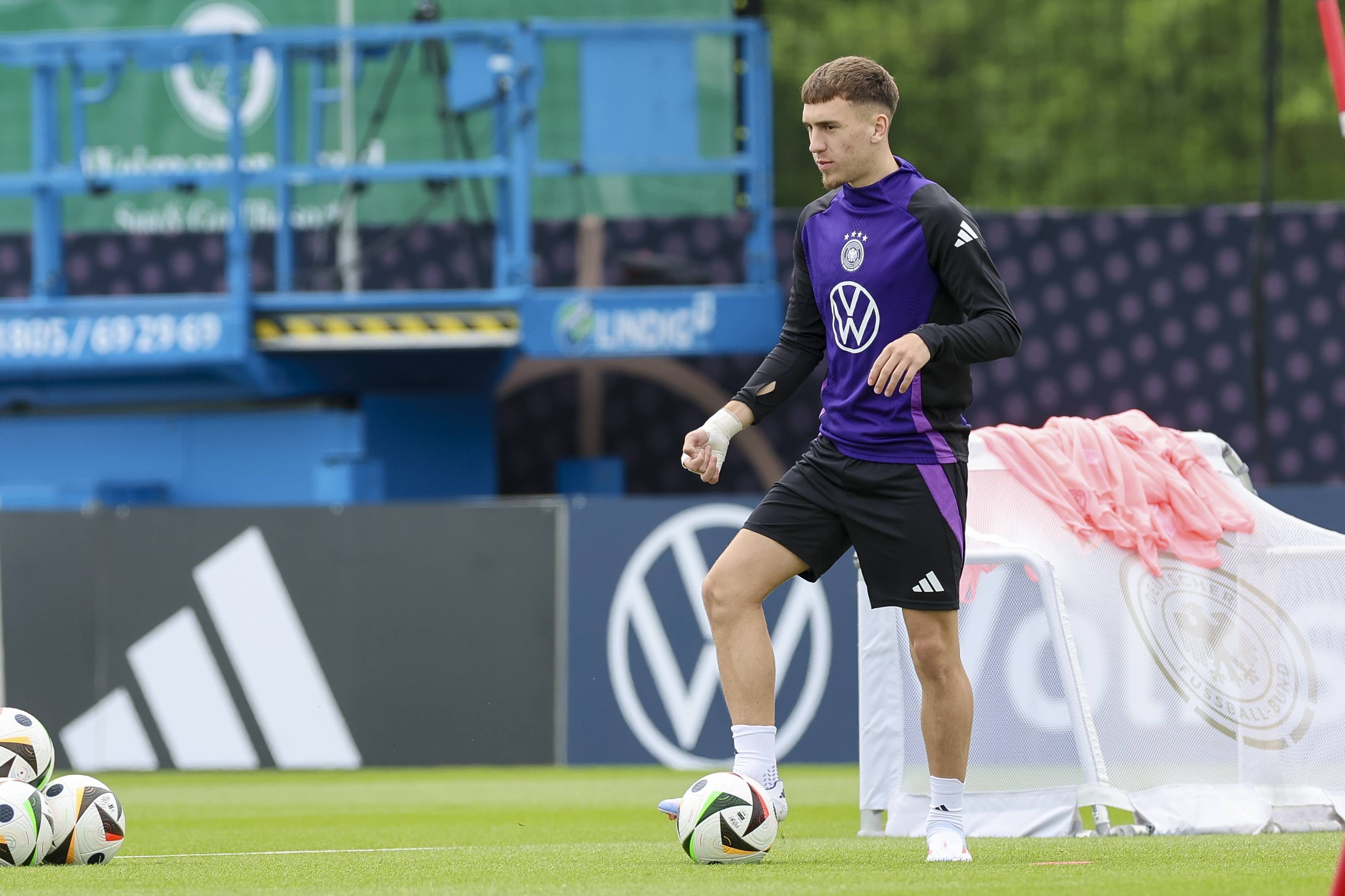 爱游戏官方入口-关于利兹联客场-小胜布莱顿，豪取联赛四连胜的信息