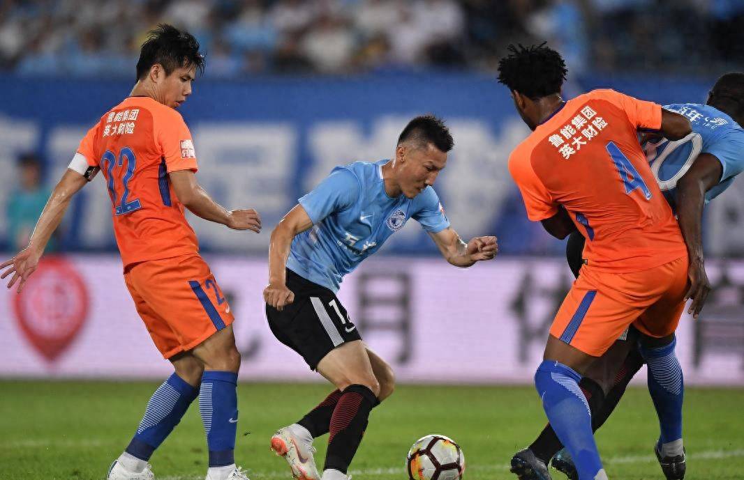 包含鲁能后防表现惊艳,多场零封对手的词条 包含鲁能后防表现惊艳,多场零封对手的词条