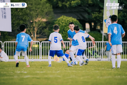 爱游戏官网网页版入口-足球竞技惊险刺激，球迷热情高涨的简单介绍