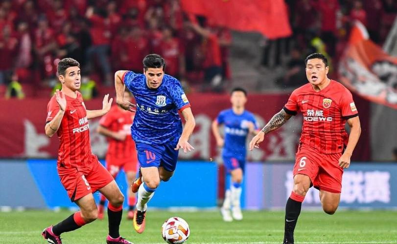 球队精密配合为球员带来进球机会 球队精密配合为球员带来进球机会