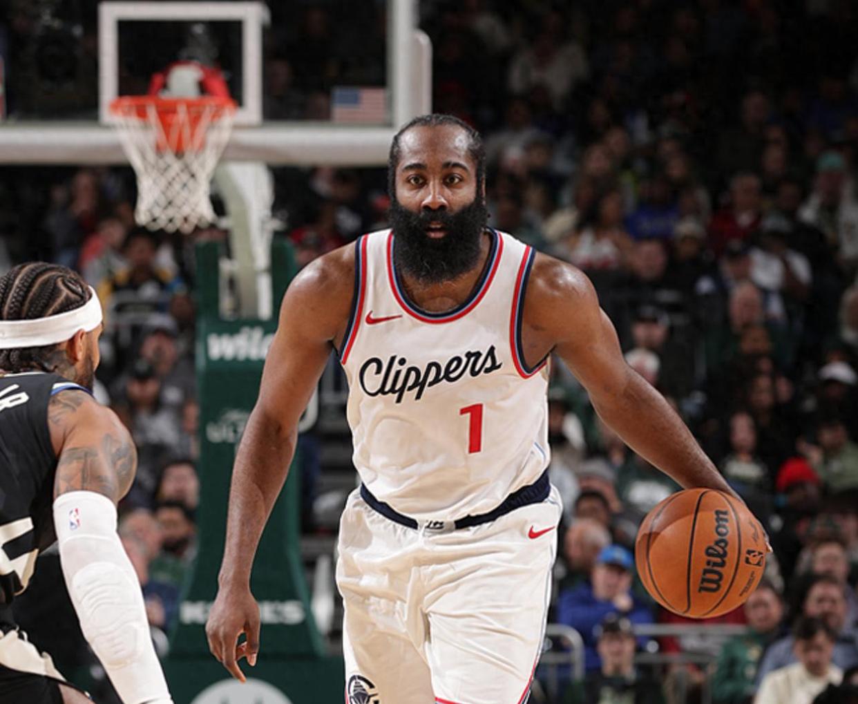 包含快船全队齐心协力,击败雄鹿取得关键胜利的词条 包含快船全队齐心协力,击败雄鹿取得关键胜利的词条