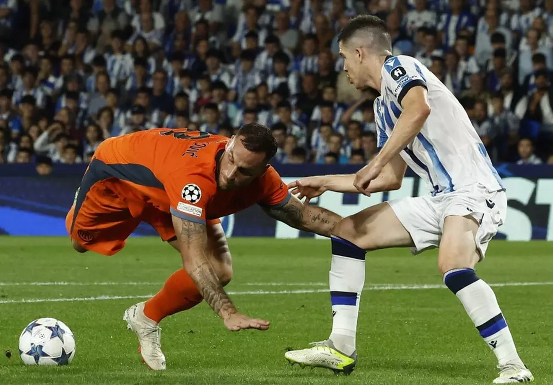 爱游戏体育直播-皇家社会客场大捷，后防表现无懈可击的简单介绍