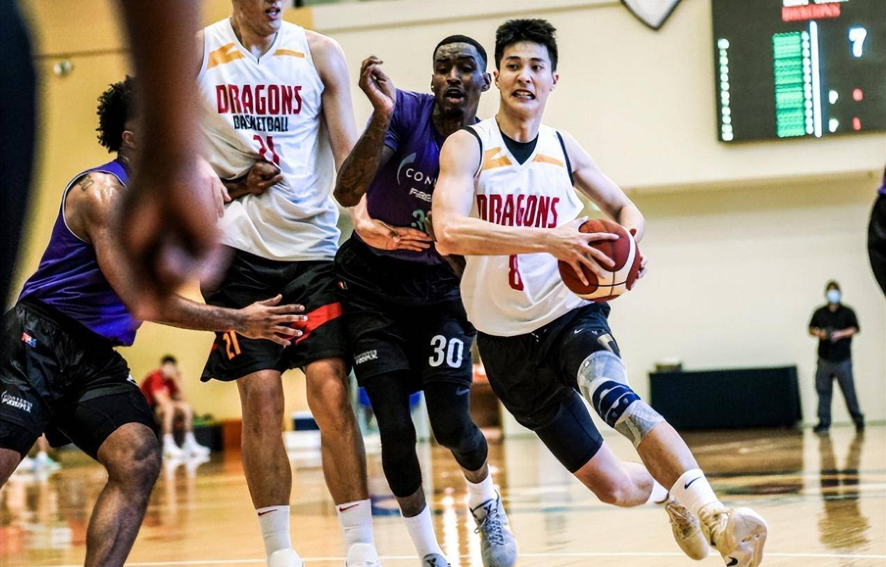 包含布莱克本大胜对手,势不可挡进入升班区的词条 包含布莱克本大胜对手,势不可挡进入升班区的词条