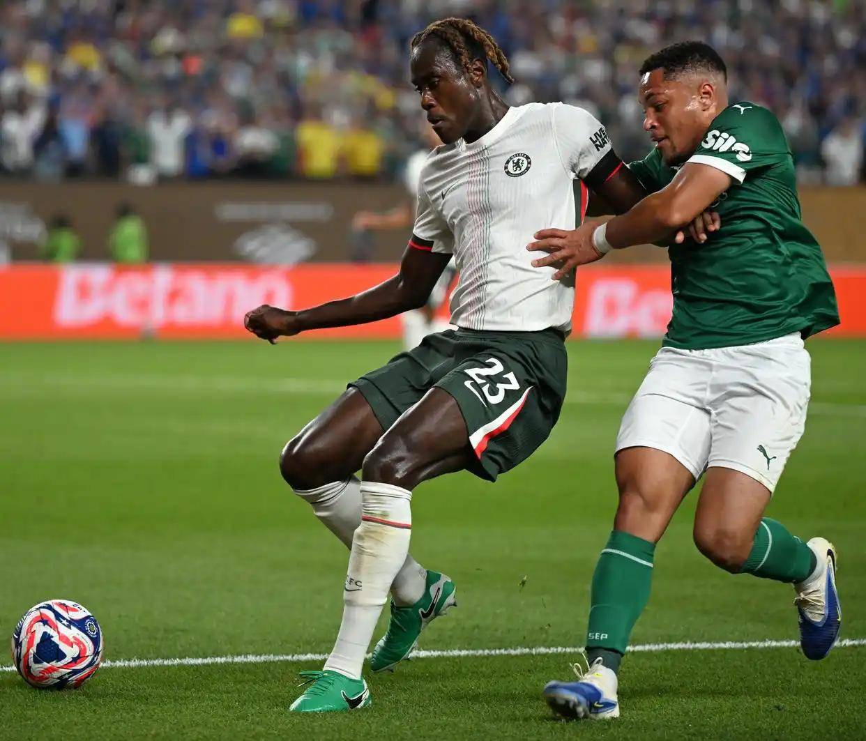 惊艳逆袭！切尔西-胜拜仁，曼联究竟能否冲破晋级困境？的简单介绍