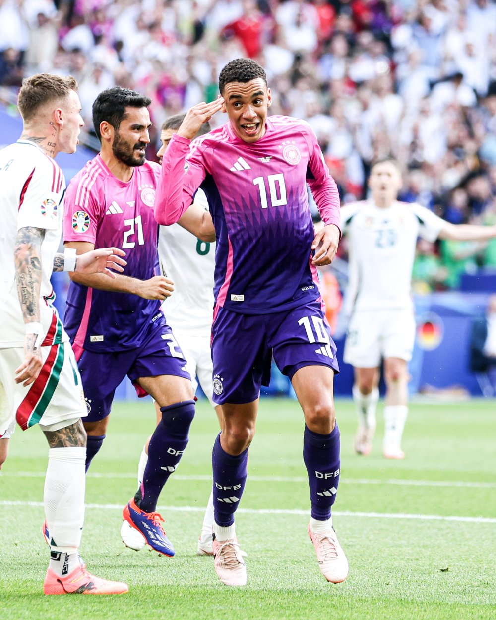 爱游戏官方登录入口-苏格兰出局无缘欧洲杯，失去晋级机会