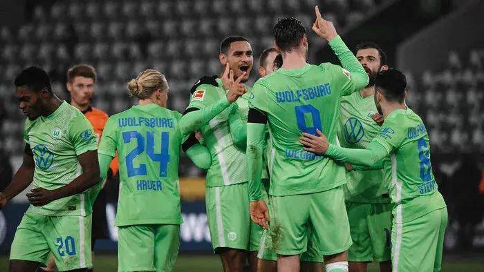 爱游戏官网网页版入口-包含不莱梅胜沃尔夫斯堡，保级形势微妙的词条