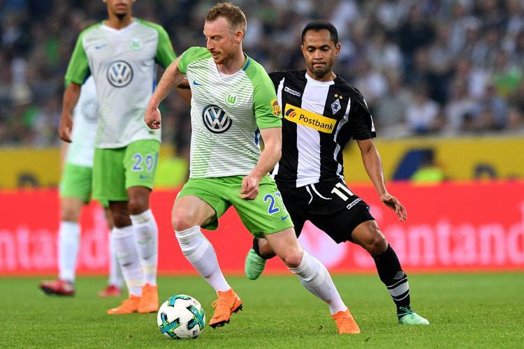 包含不莱梅胜沃尔夫斯堡，保级形势微妙的词条