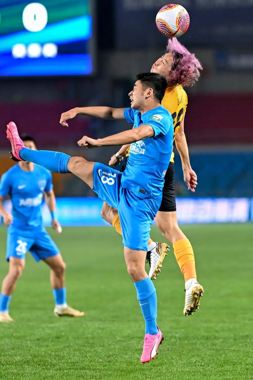 爱游戏官网网页版入口-关于场上风云变幻，球员技术高超表现令人惊叹的信息