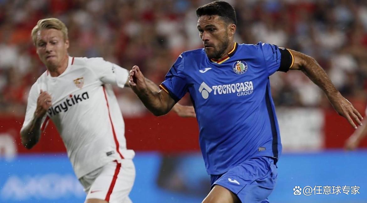 赫塔菲队的防线面临重大调整，球员调整位置的简单介绍