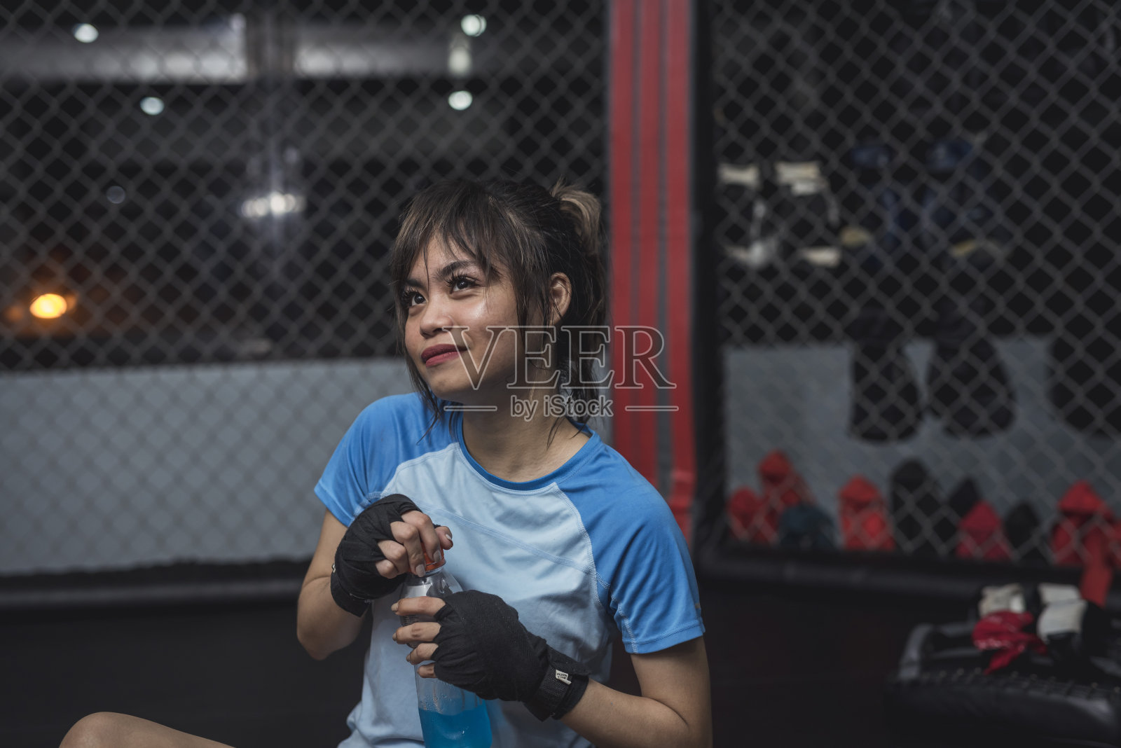 包含拳击选手紧急调整策略,备战即将到来的比赛的词条 包含拳击选手紧急调整策略,备战即将到来的比赛的词条